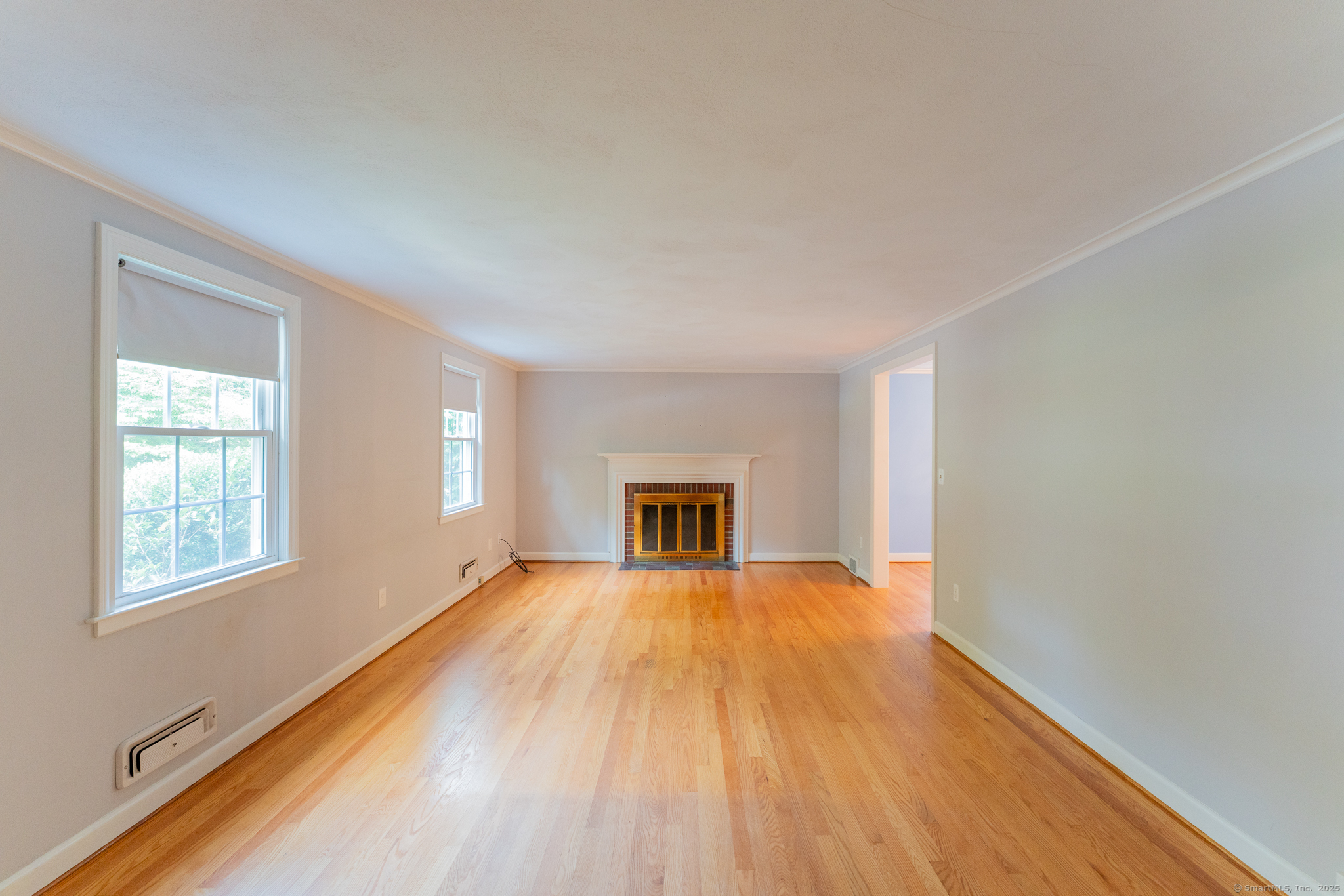 West Hartford, Connecticut 06107, United States, 4 Bedrooms Bedrooms, ,3 BathroomsBathrooms,Residential,Pending,206144