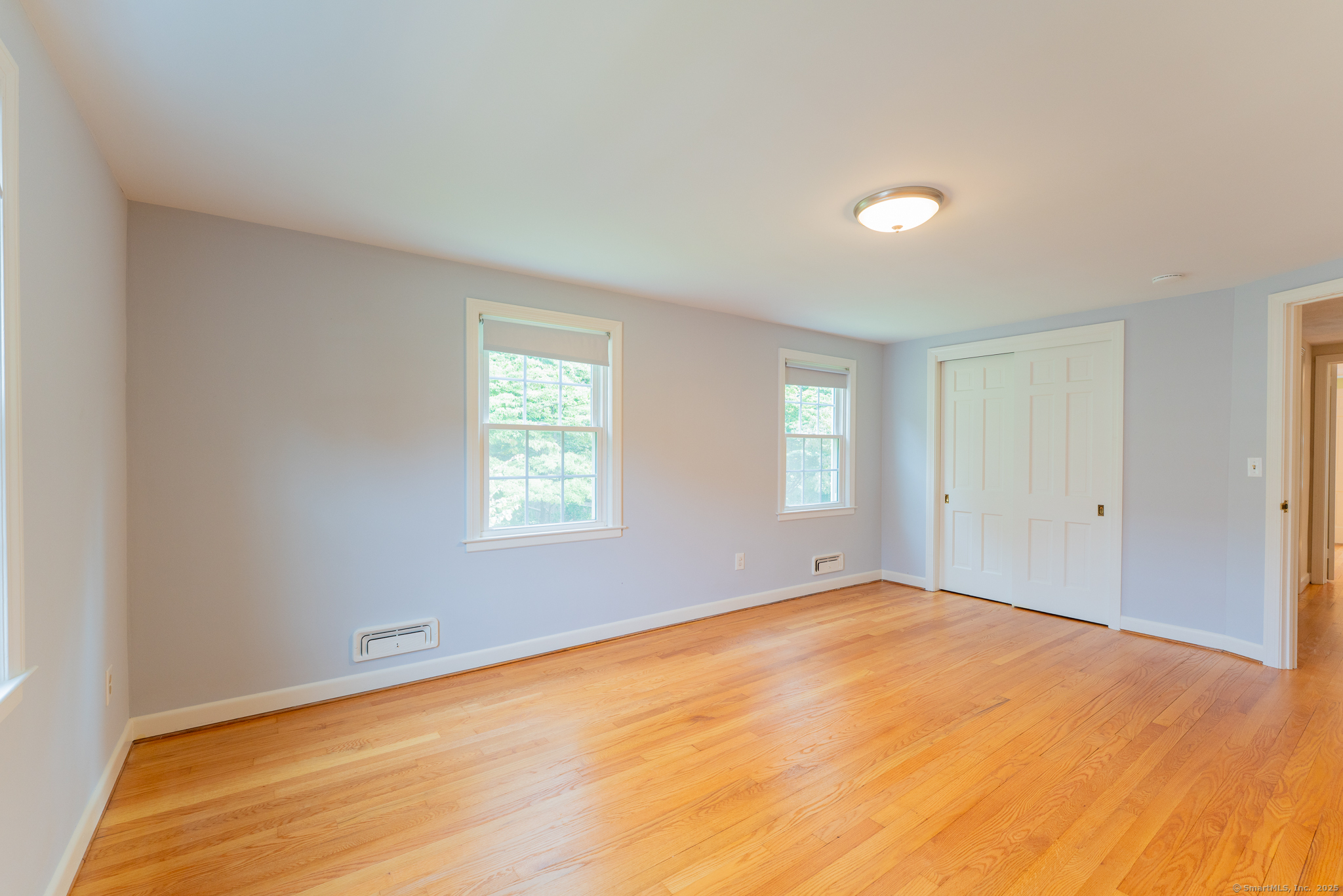 West Hartford, Connecticut 06107, United States, 4 Bedrooms Bedrooms, ,3 BathroomsBathrooms,Residential,Pending,206144