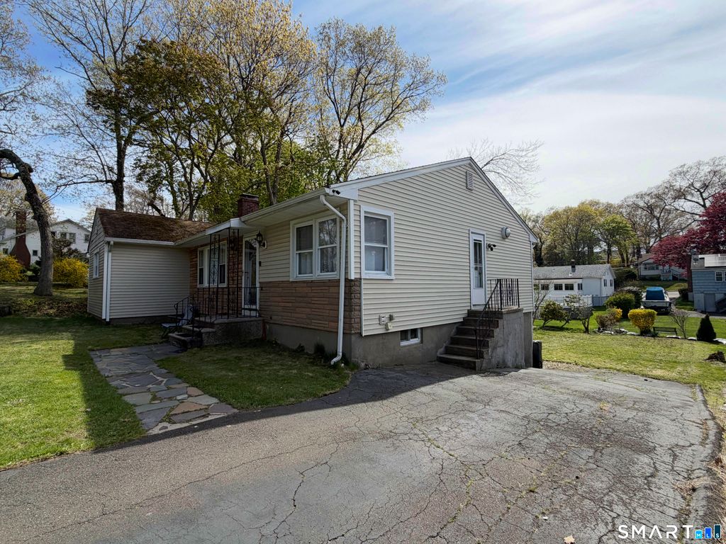 Photo of 40 Atwood Avenue, West Haven, CT 06516 (MLS # 24170753)