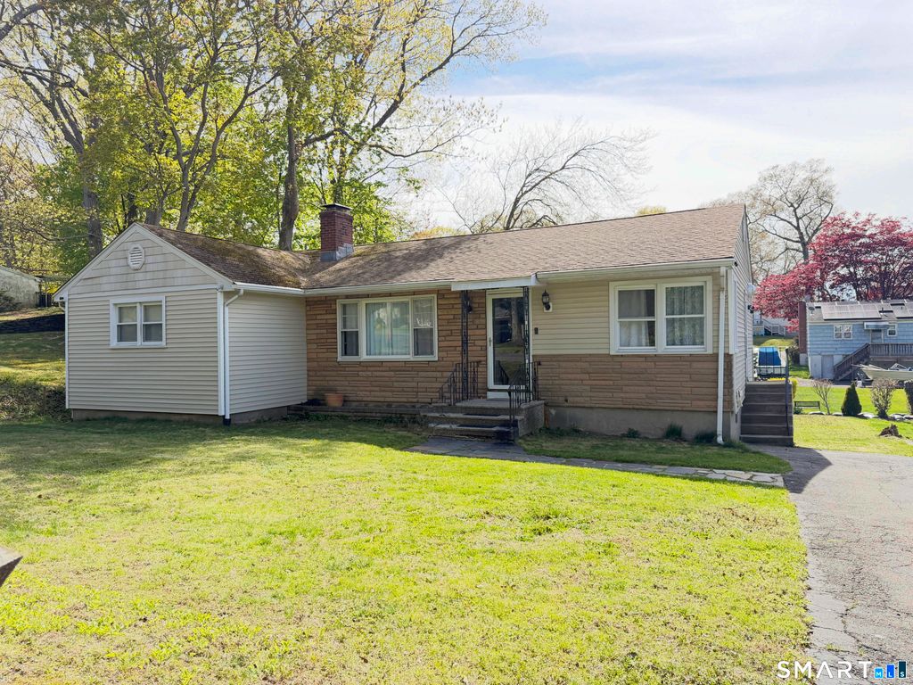 Photo of 40 Atwood Avenue, West Haven, CT 06516 (MLS # 24170753)