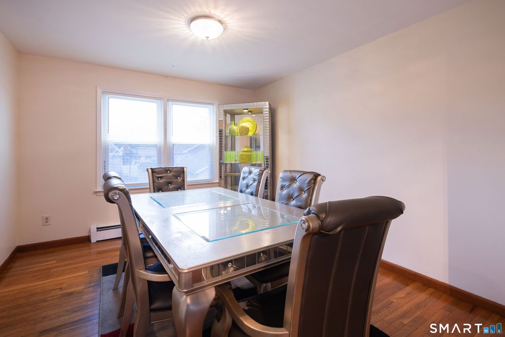 Photo of 138 Infield Street, Bridgeport, CT 06606 (MLS # 24146632)