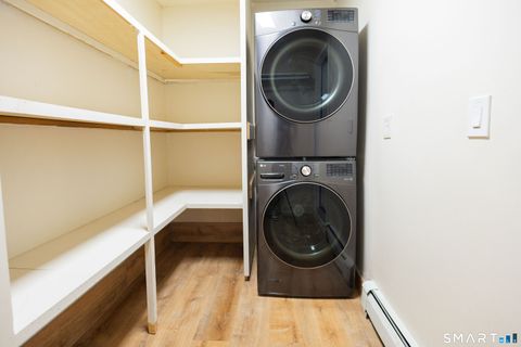 Tiny photo for 138 Infield Street, Bridgeport, CT 06606 (MLS # 24146632)