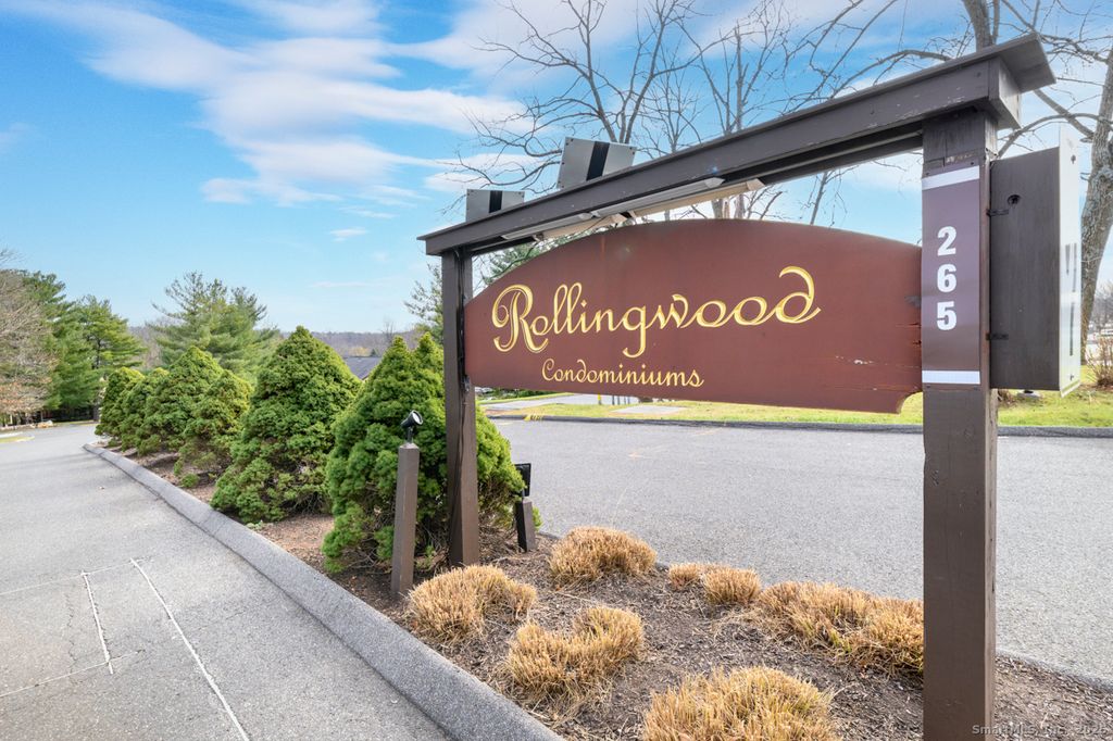 Photo of 20 Chatham Court #20, Brookfield, CT 06804 (MLS # 24142068)