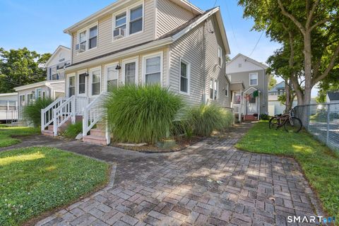 Tiny photo for 30 Hartford Avenue #B, Old Lyme, CT 06371 (MLS # 24164535)