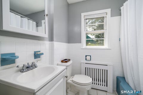 Tiny photo for 271 Soundview Avenue, Stamford, CT 06902 (MLS # 24198389)