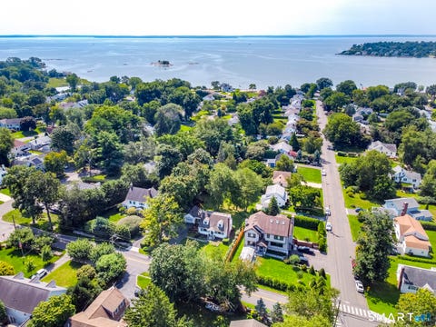 Tiny photo for 271 Soundview Avenue, Stamford, CT 06902 (MLS # 24198389)