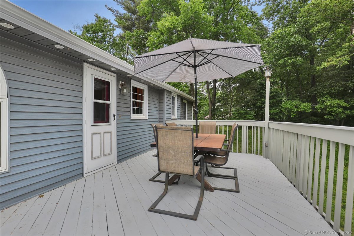 41 Blueberry Circle, Ellington, Connecticut image 32