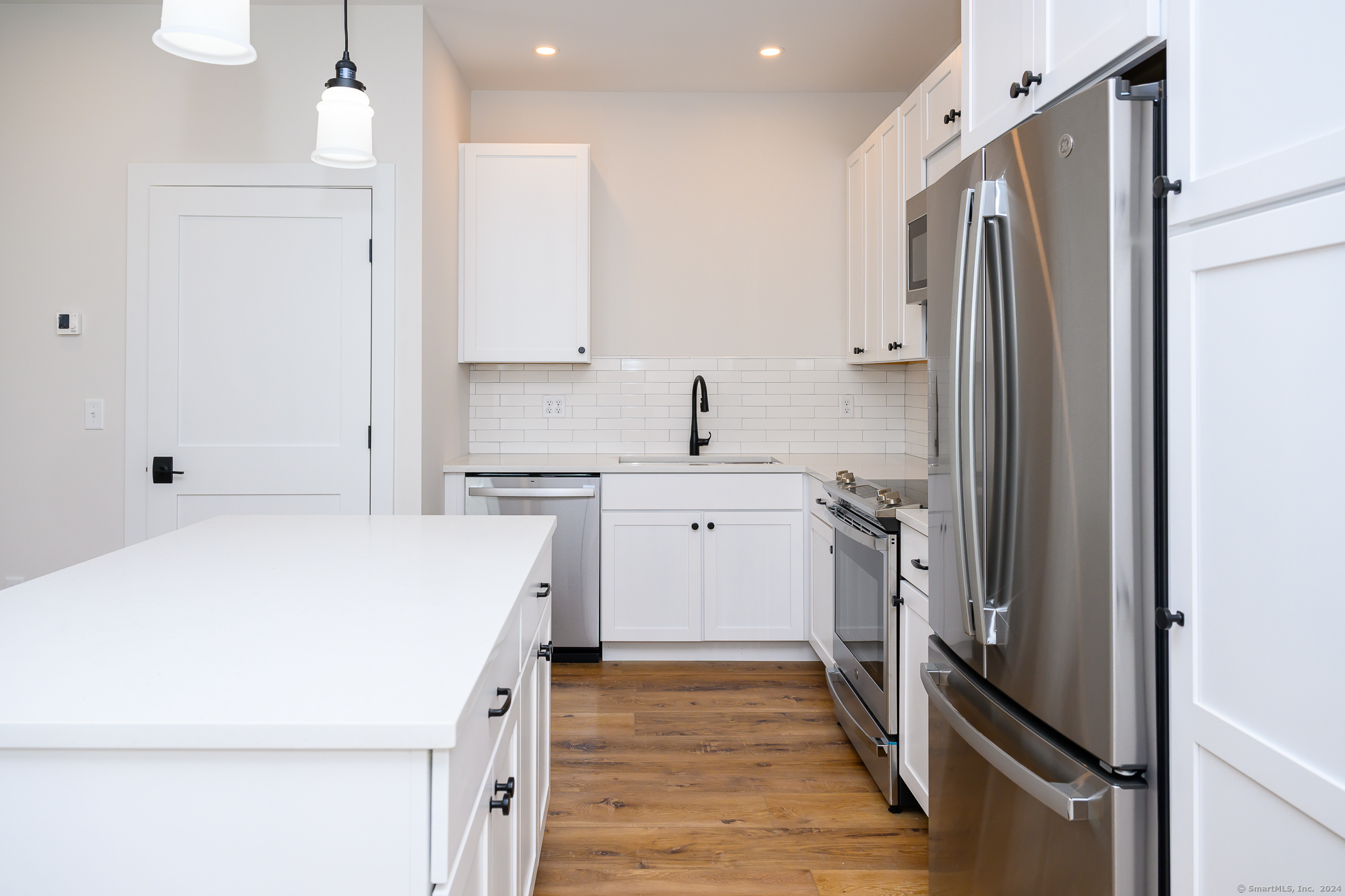 138 Boston Post Road #8, East Lyme, Connecticut image 4