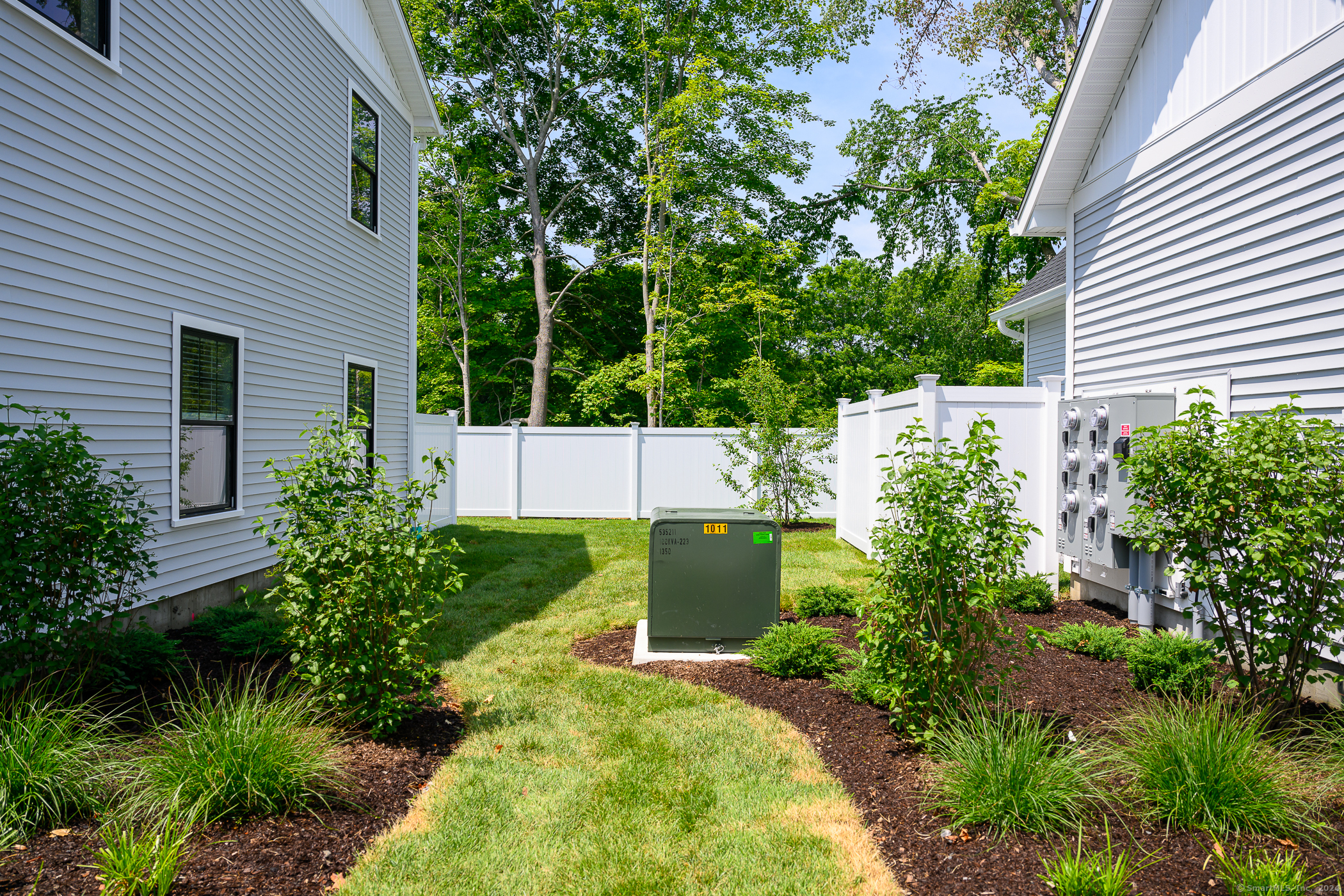 138 Boston Post Road #8, East Lyme, Connecticut image 11