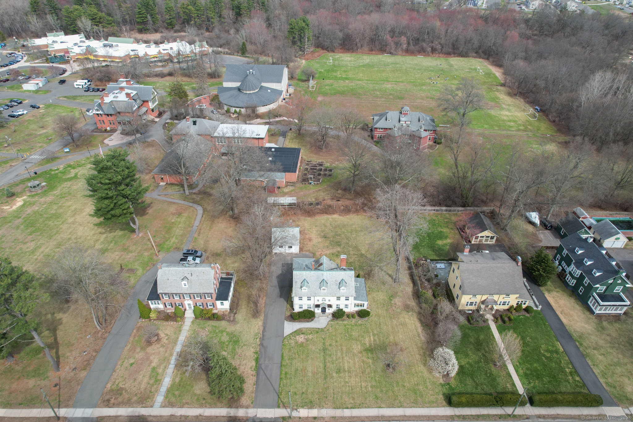 128 Bloomfield Avenue