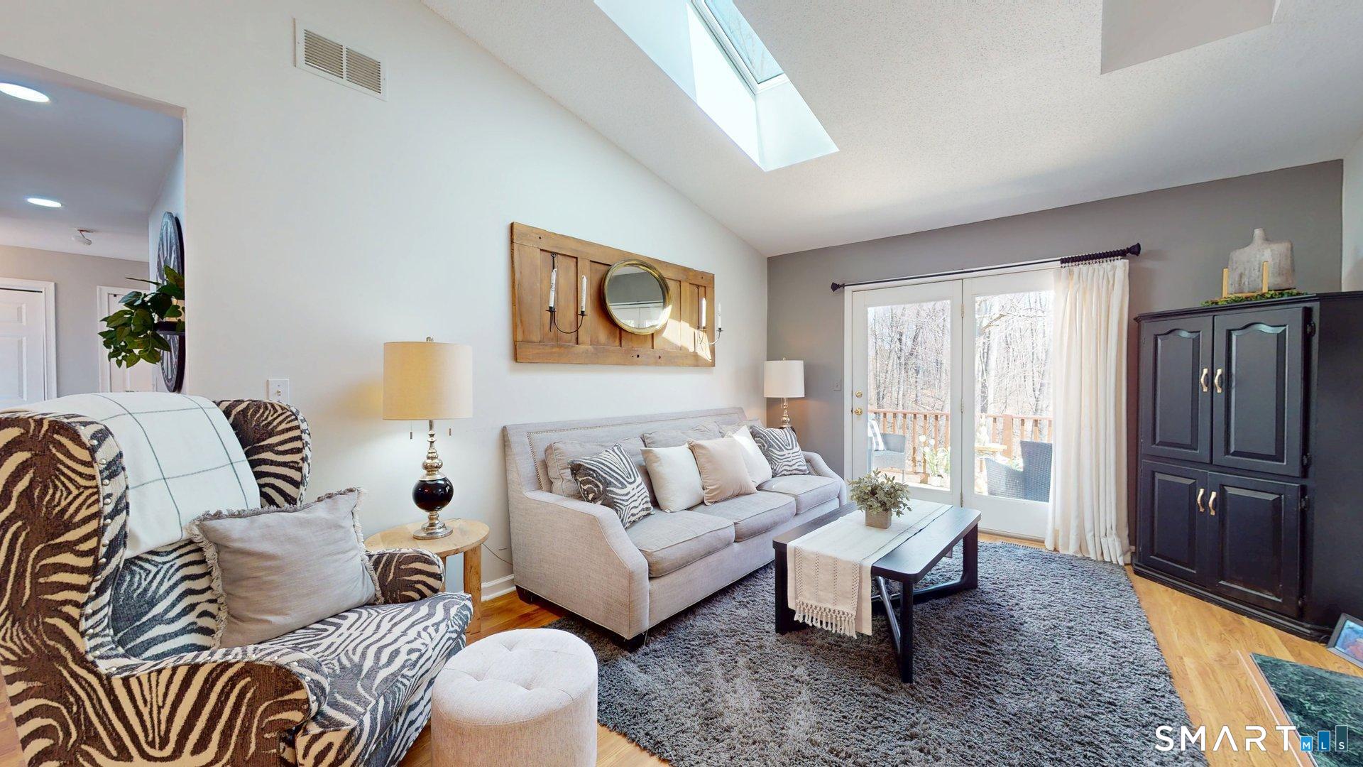 98 Dibble Hollow Lane 98