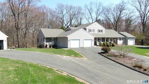 Photo of 98 Dibble Hollow Lane #98, Windsor Locks, CT 06096 (MLS # 24166060)