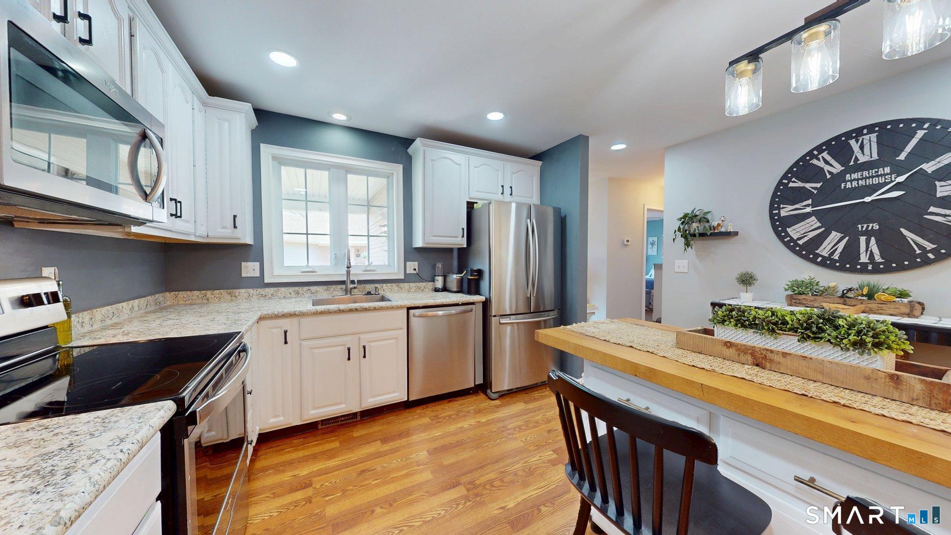 98 Dibble Hollow Lane 98