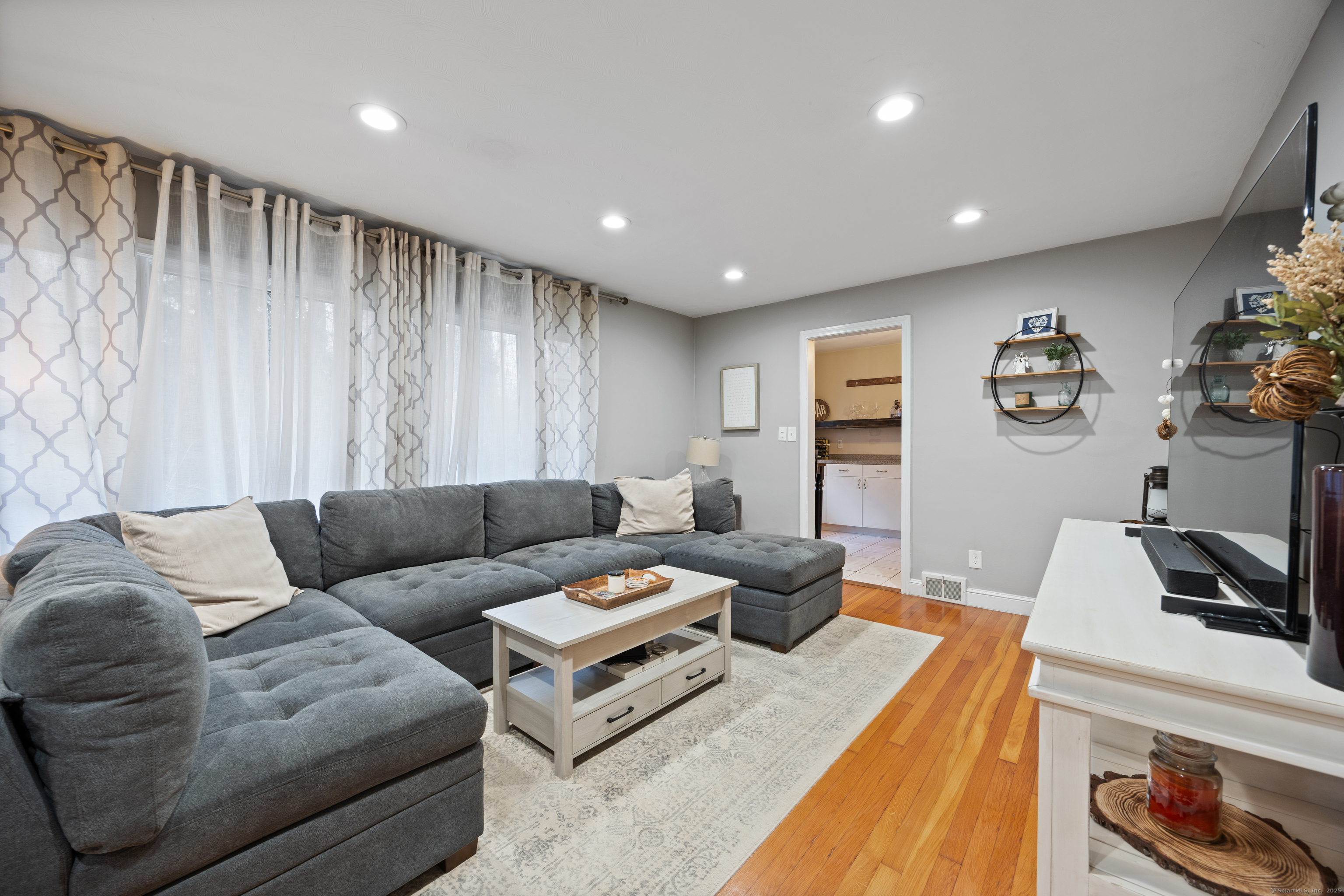 36 Mayview Avenue, Cheshire, Connecticut image 10