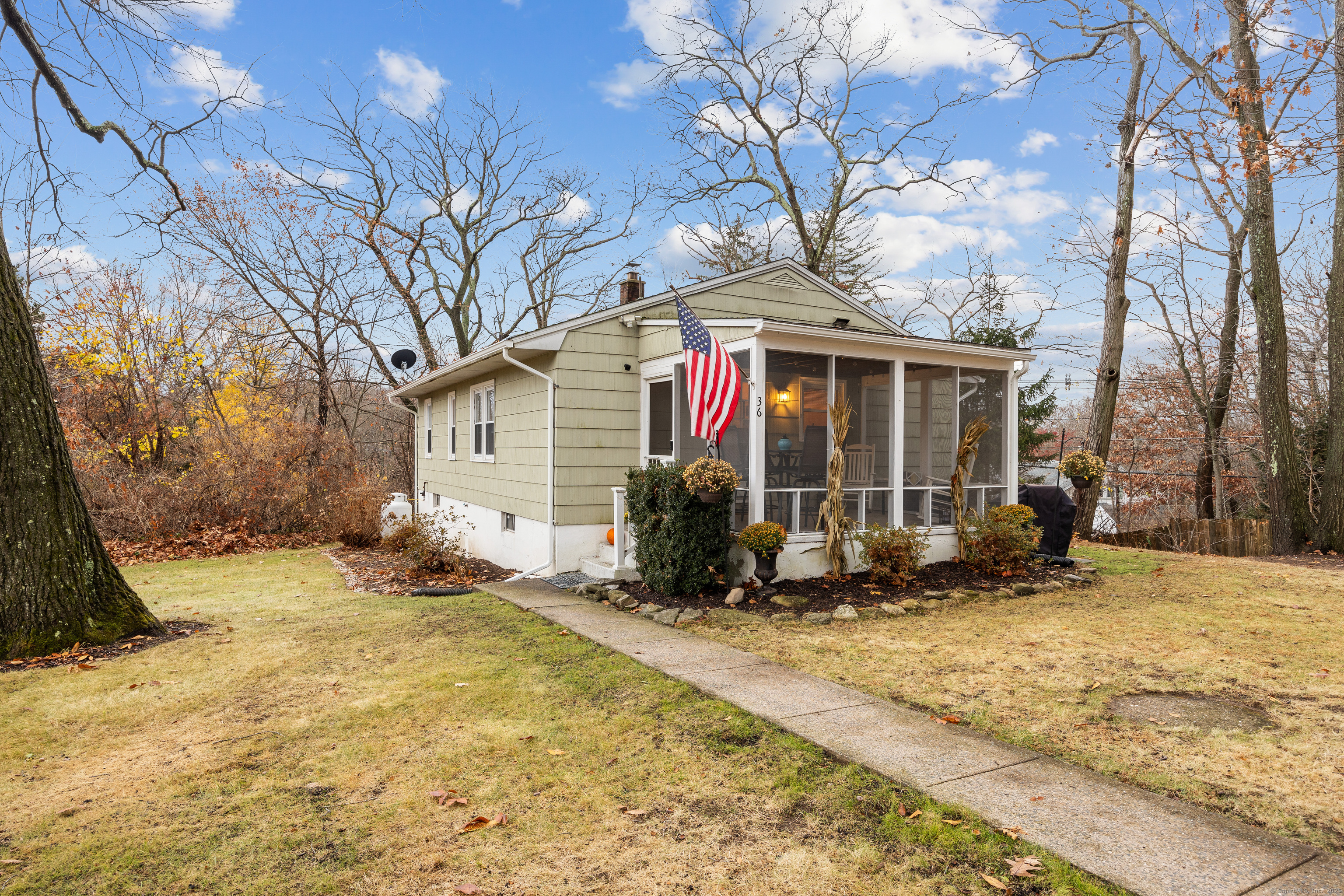 36 Mayview Avenue, Cheshire, Connecticut image 1