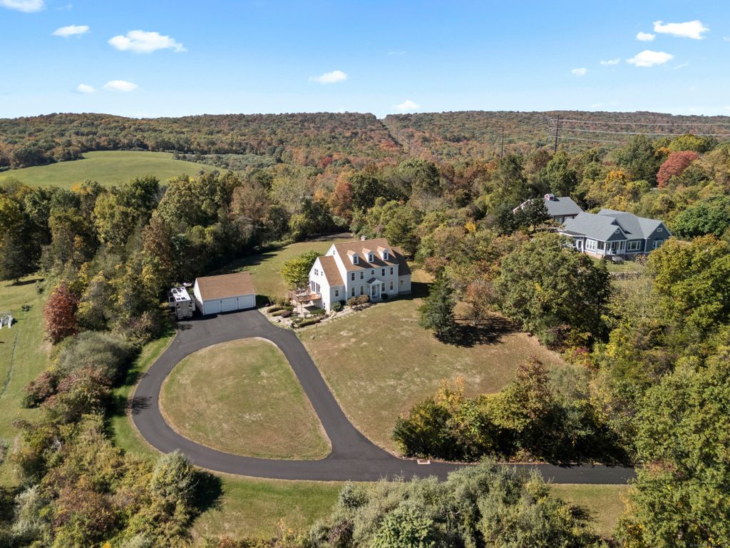 Photo of 176R Skeet Club Road, Durham, CT 06422 (MLS # 24132790)