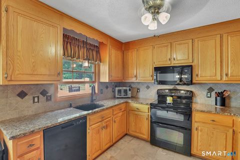 Tiny photo for 53 Chelsea Ridge, Vernon, CT 06066 (MLS # 24181731)