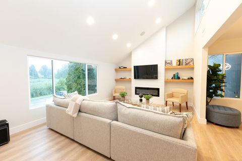 2 Outpost Lane 2 Ridgefield CT 06877