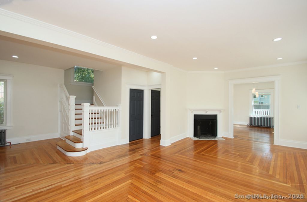 Photo of 62 Whitney Street, Hartford, CT 06105 (MLS # 24143089)