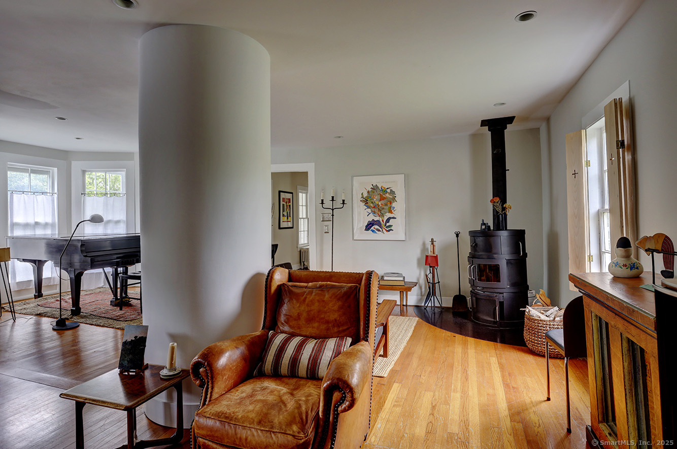 17 Maple Avenue, Norfolk, Connecticut image 15