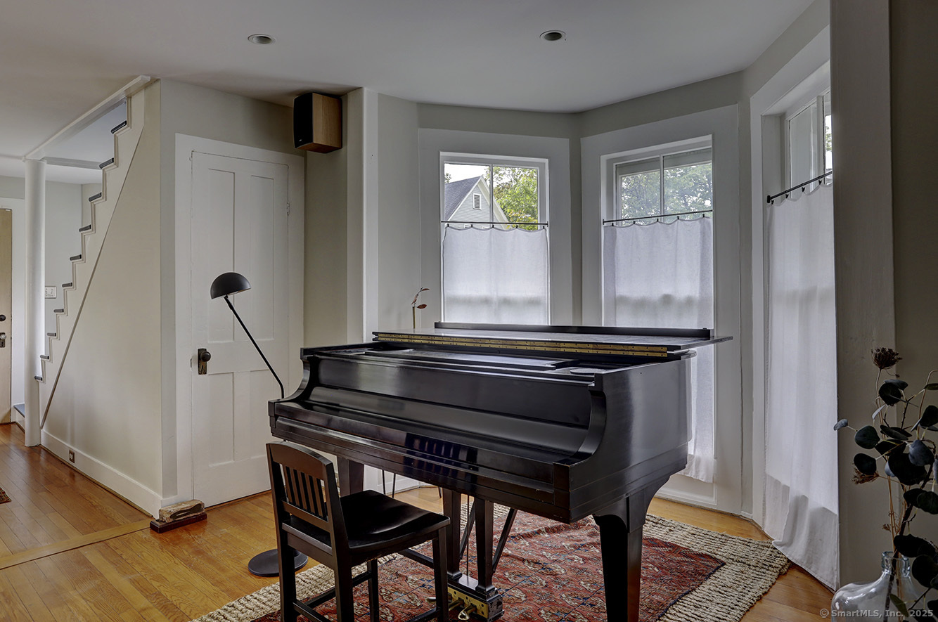 17 Maple Avenue, Norfolk, Connecticut image 16