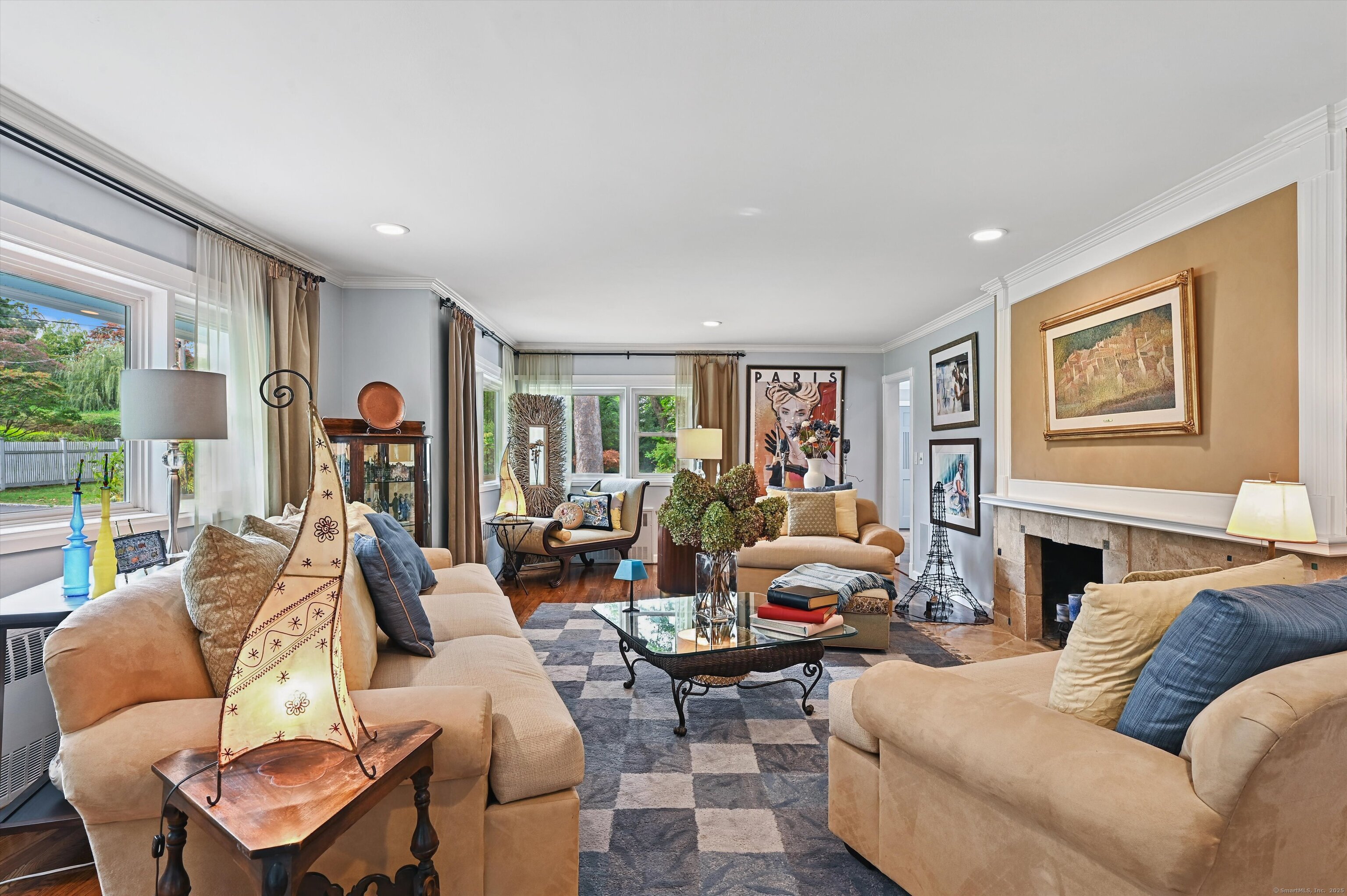 4 Burr Farms Road