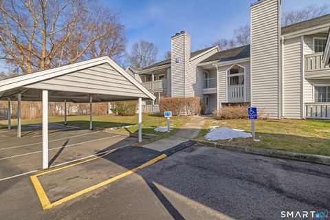 82 Crown Knoll Court APT 151 Groton CT 06340