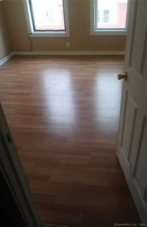 Multifamily For Rent - 710 Hallett Street #3B<br/> Bridgeport, CT 06608