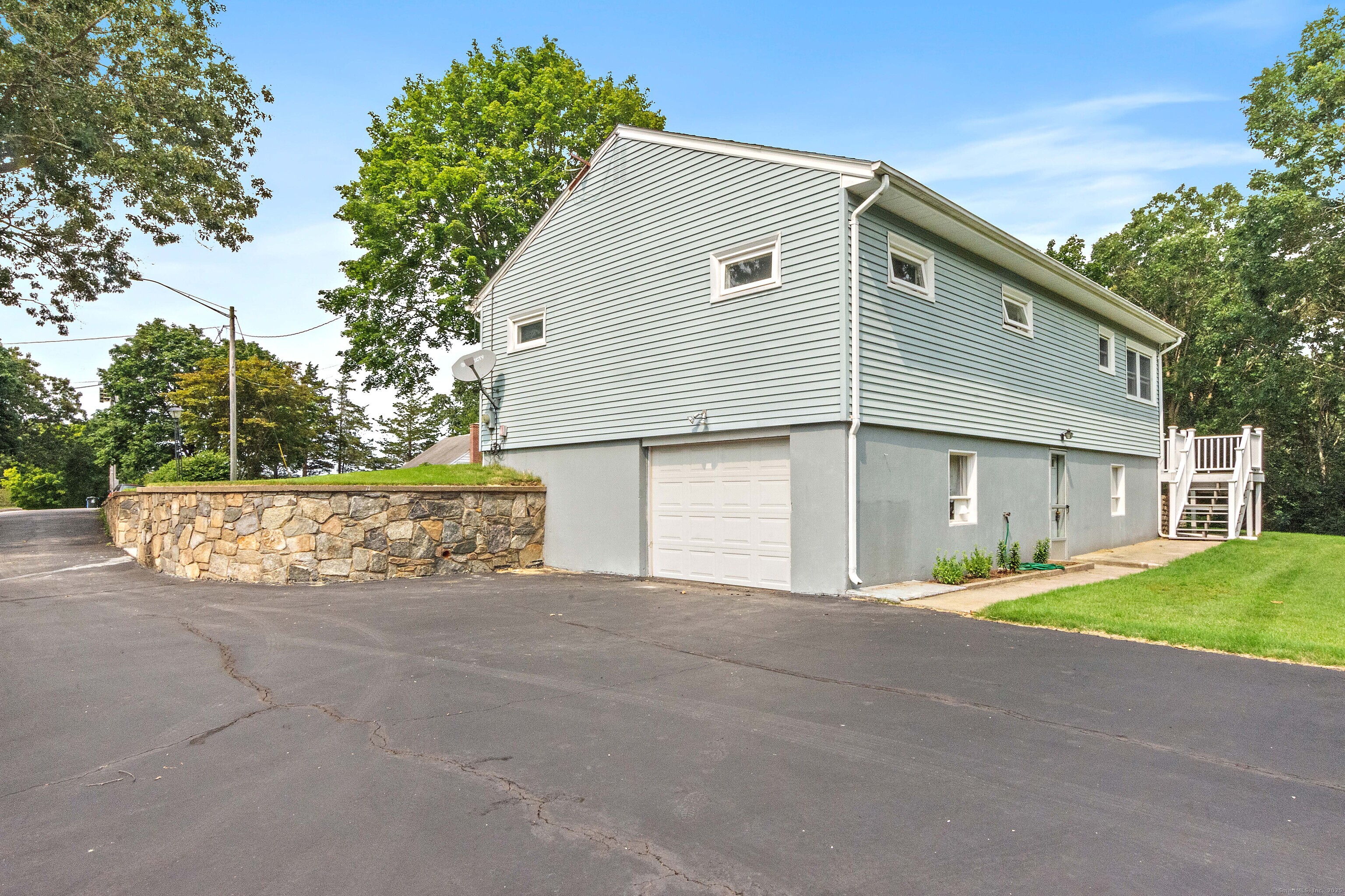 12 Paradise Lane