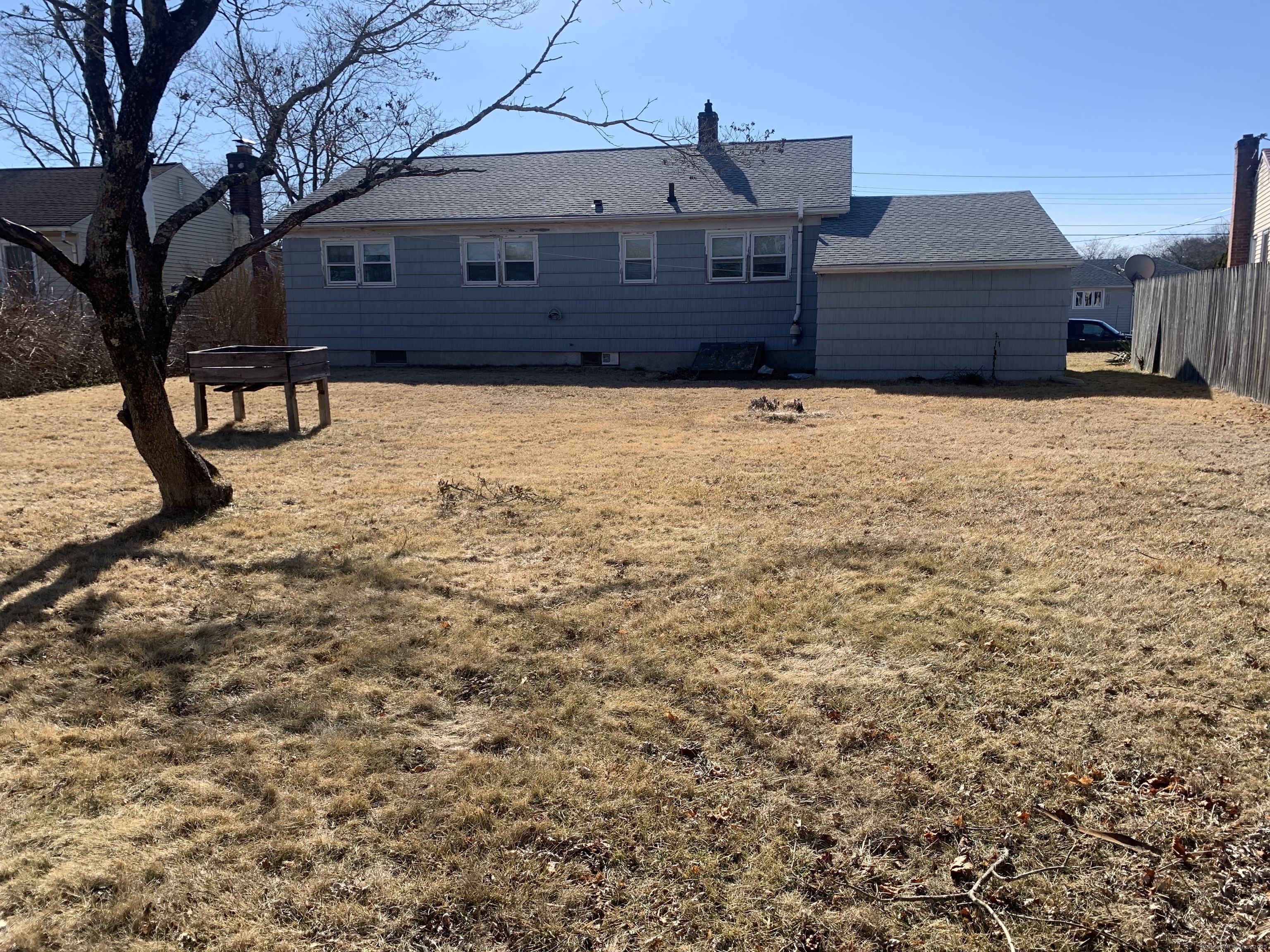 27 Surrey Lane, Norwich, Connecticut image 4