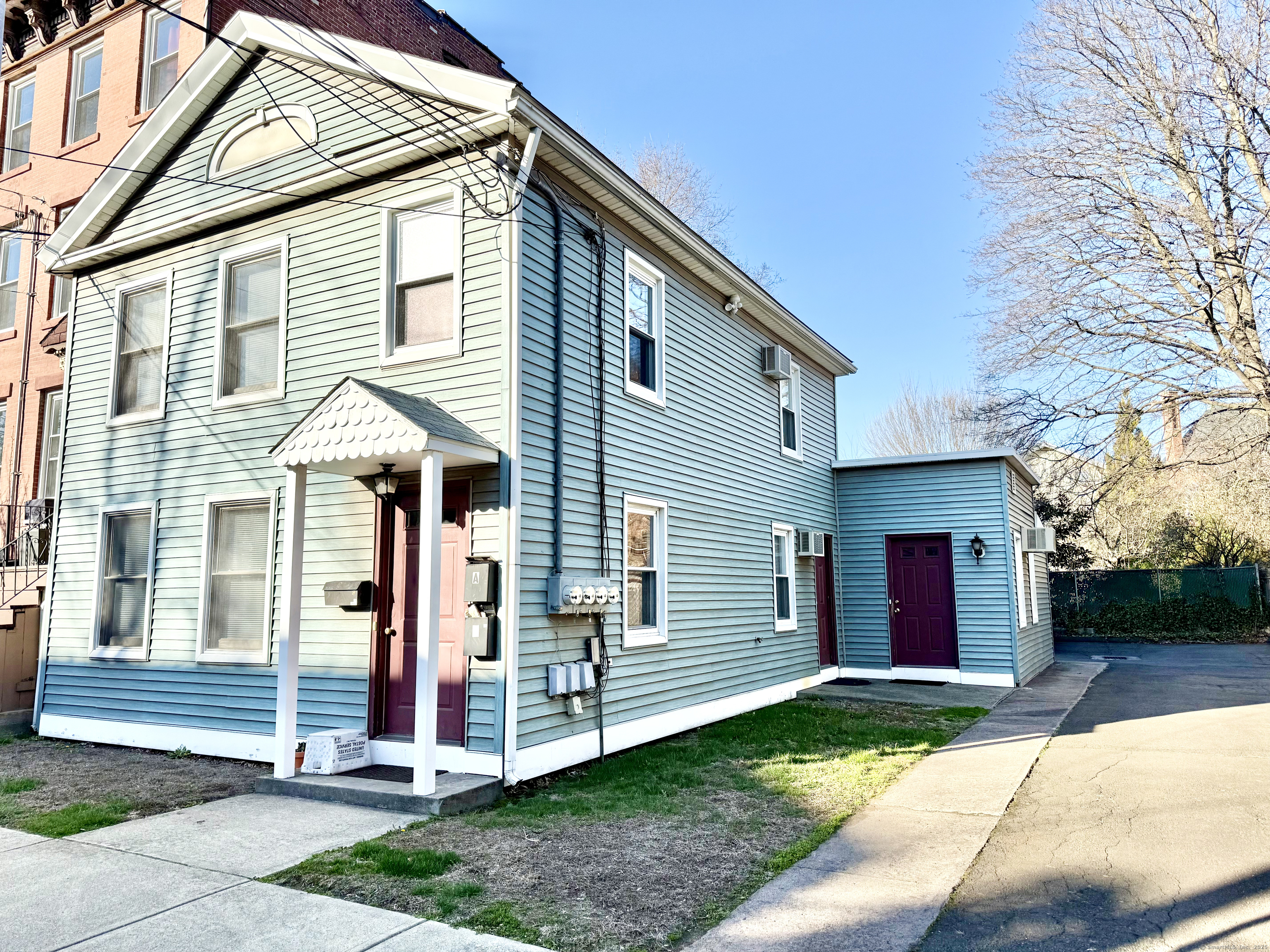 Bradley Street C, New Haven, Connecticut - 1 Bedrooms  
1 Bathrooms  
3 Rooms - 