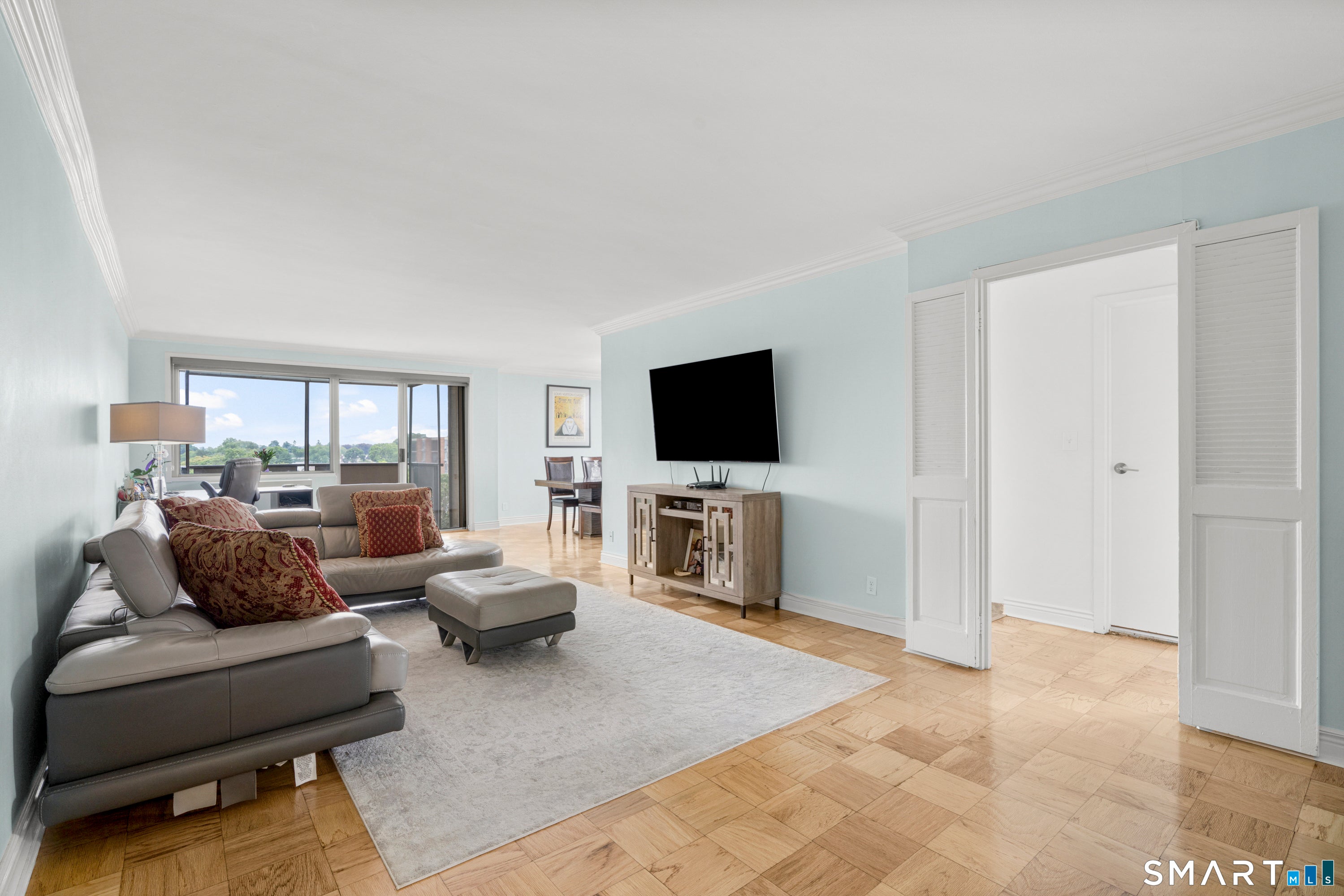 50 Glenbrook Road 8H