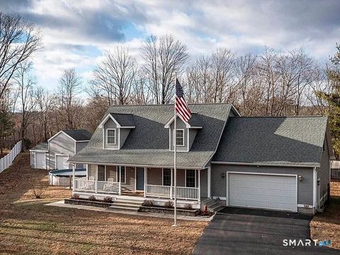 939 North Main Street Killingly CT 06239