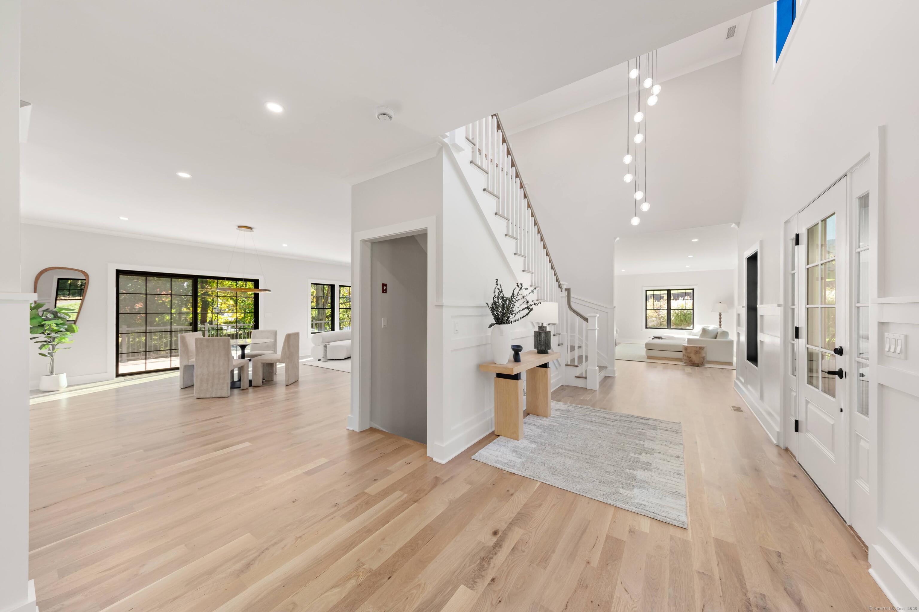 31 Gray Farms Road