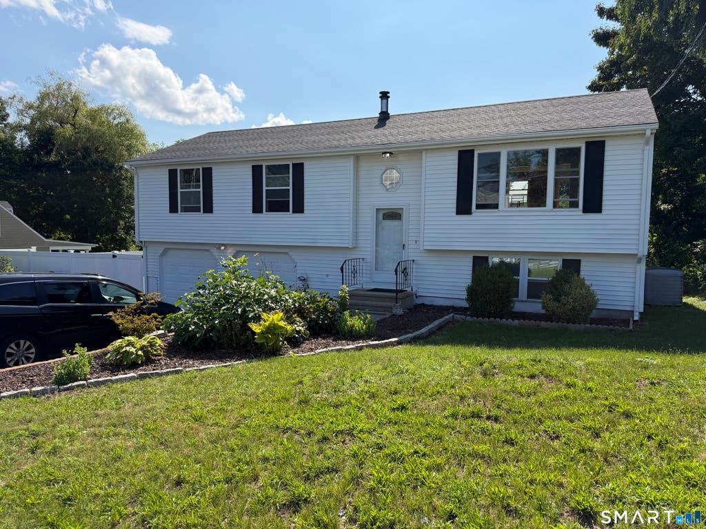 Photo of 400 Evergreen Avenue, Hamden, CT 06518 (MLS # 24194072)