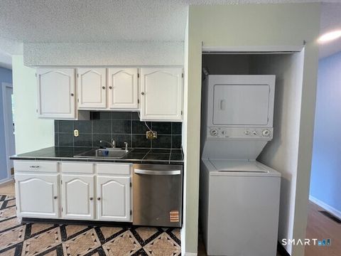Tiny photo for 365 Mather Street #27, Hamden, CT 06514 (MLS # 24189947)