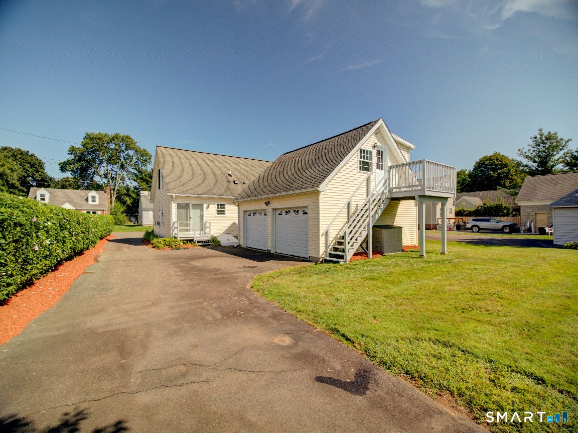 6 Mettler Street