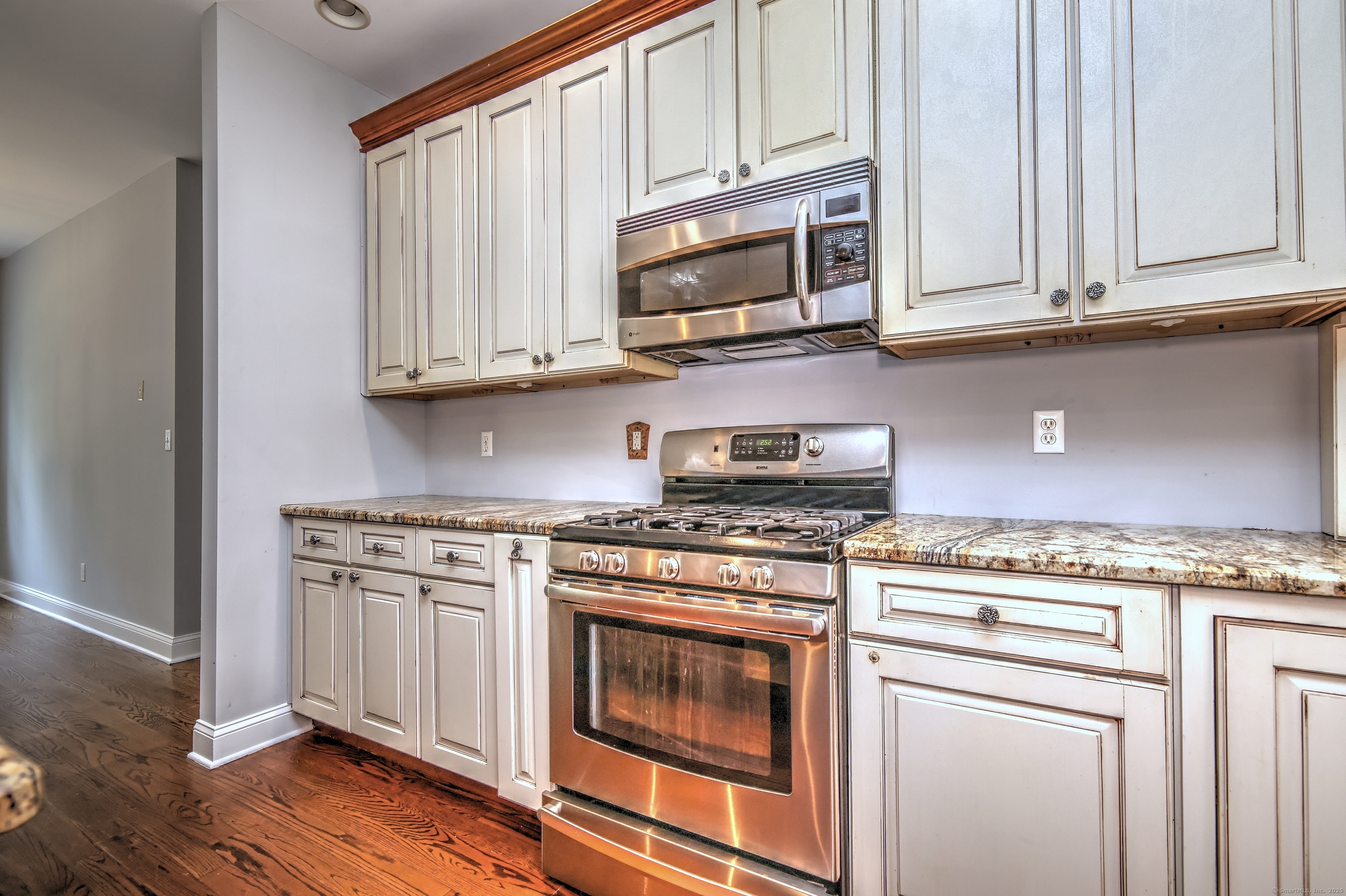 19 Sherwood Place, Monroe, Connecticut image 18