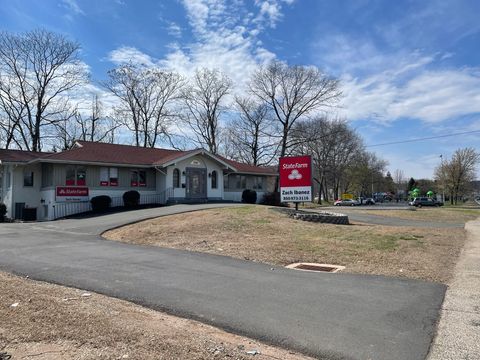 Photo of 258 Middle Street #C, Bristol, CT 06010 (MLS # 24090568)