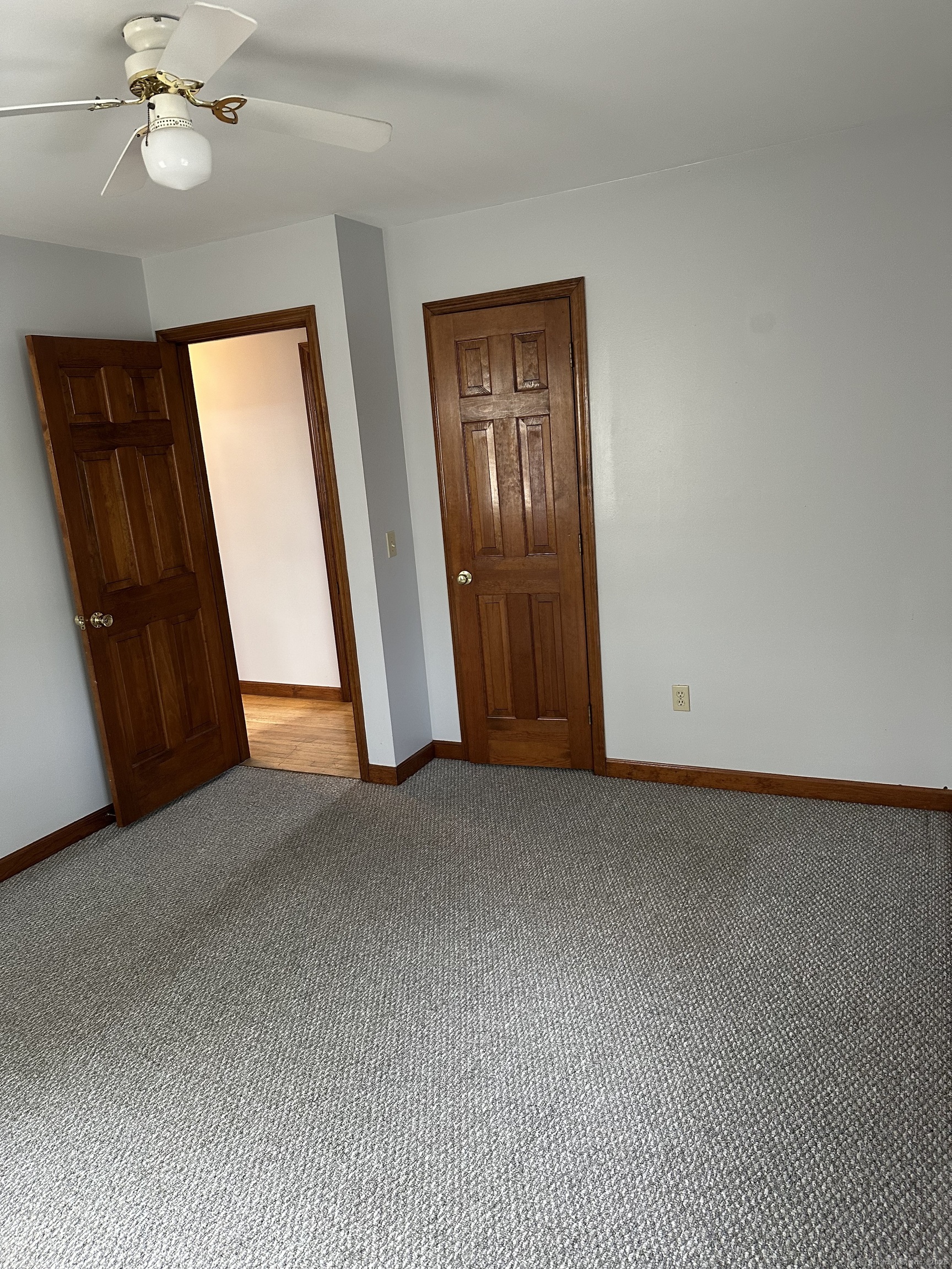 74 Grassy Plain Street