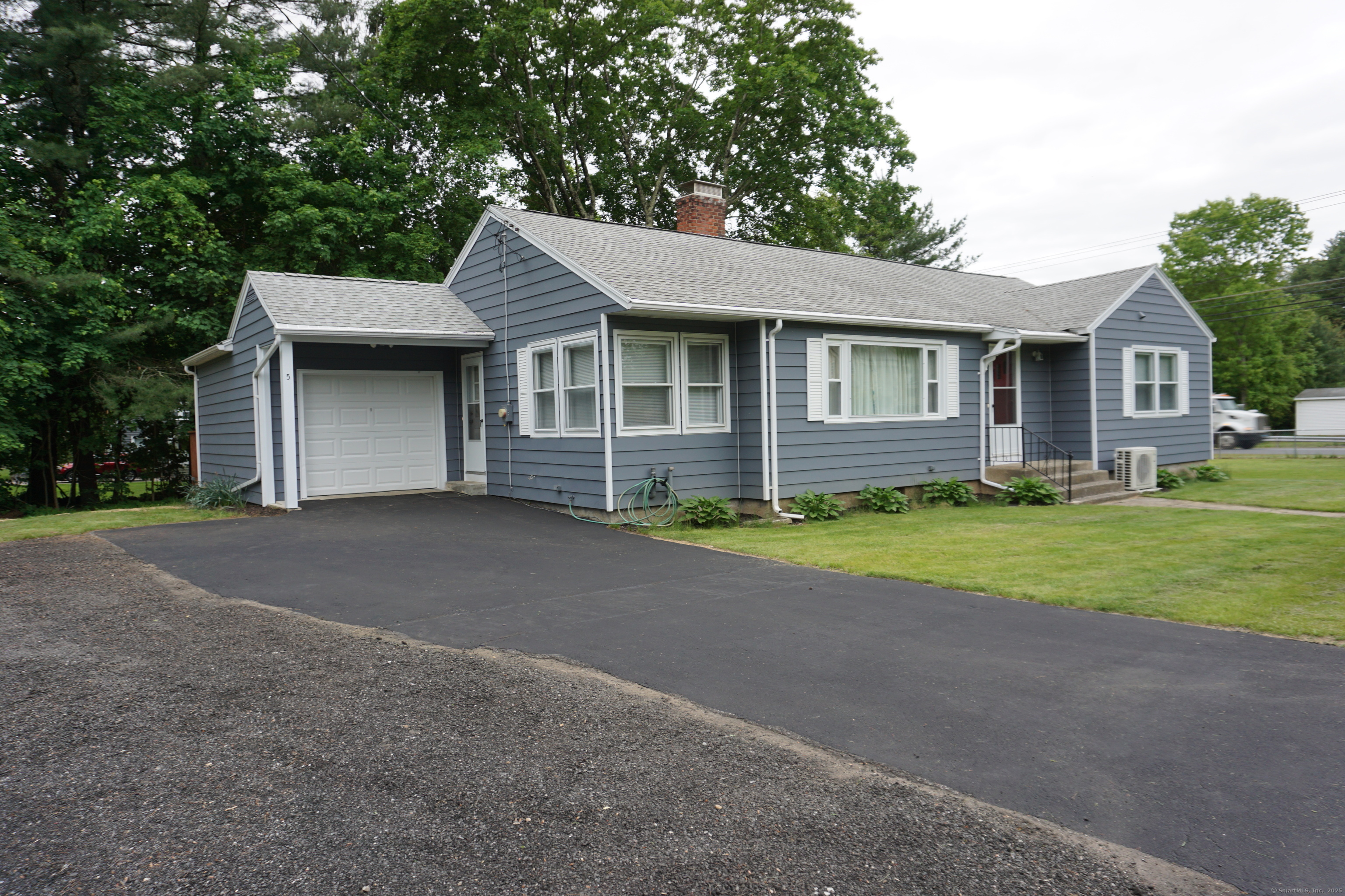 5 Chappell Street, Chaplin, Connecticut image 1