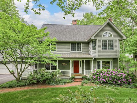 40 Oakridge Farmington CT 06085