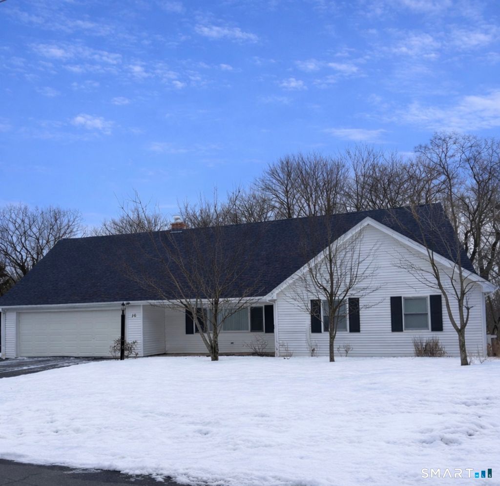 Photo of 16 Chestnut Lane, West Hartford, CT 06110 (MLS # 24148668)