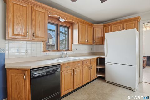 Tiny photo for 1009 E Broadway, Milford, CT 06460 (MLS # 24163996)