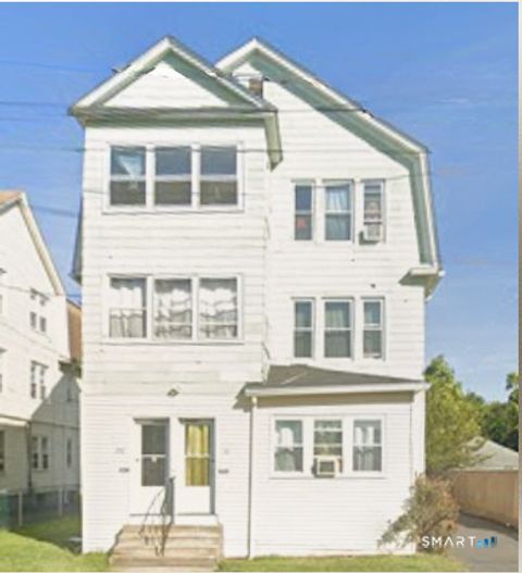 Photo of 240 South Street, Hartford, CT 06114 (MLS # 24151551)