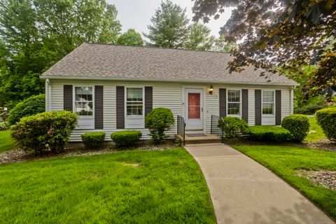 5 Downing Way 5 Suffield CT 06078