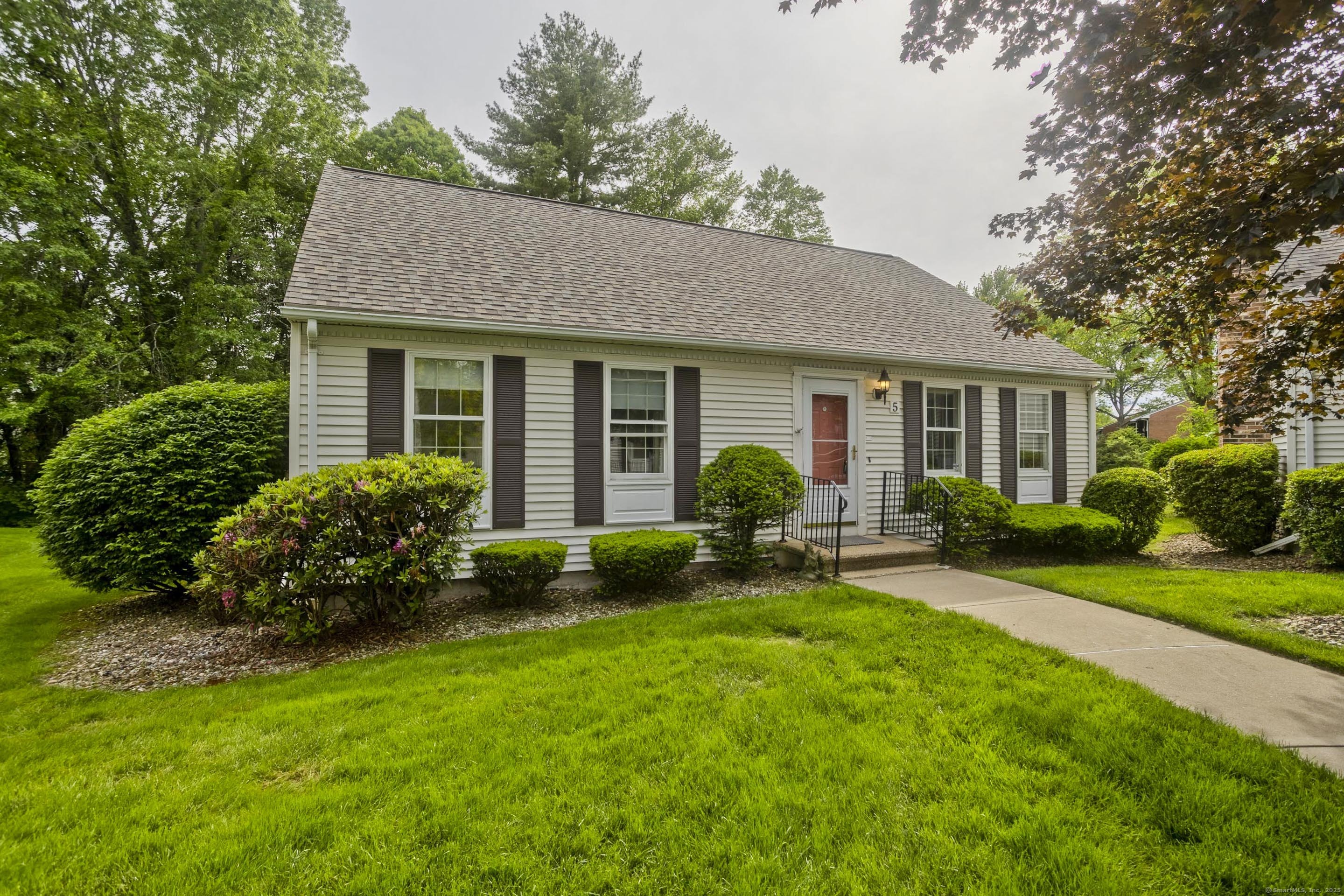 5 Downing Way #5, Suffield, Connecticut image 38