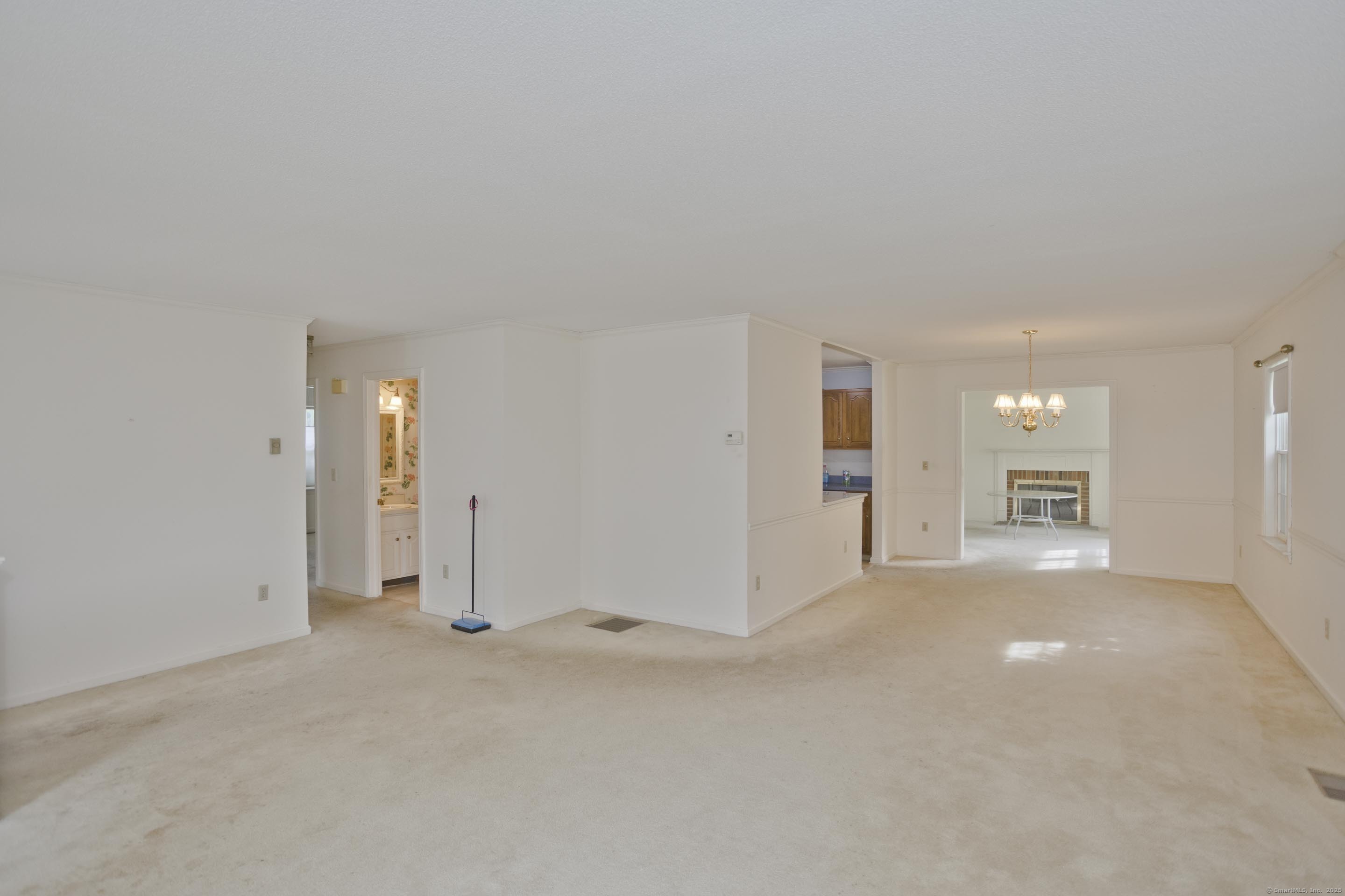 5 Downing Way #5, Suffield, Connecticut image 8