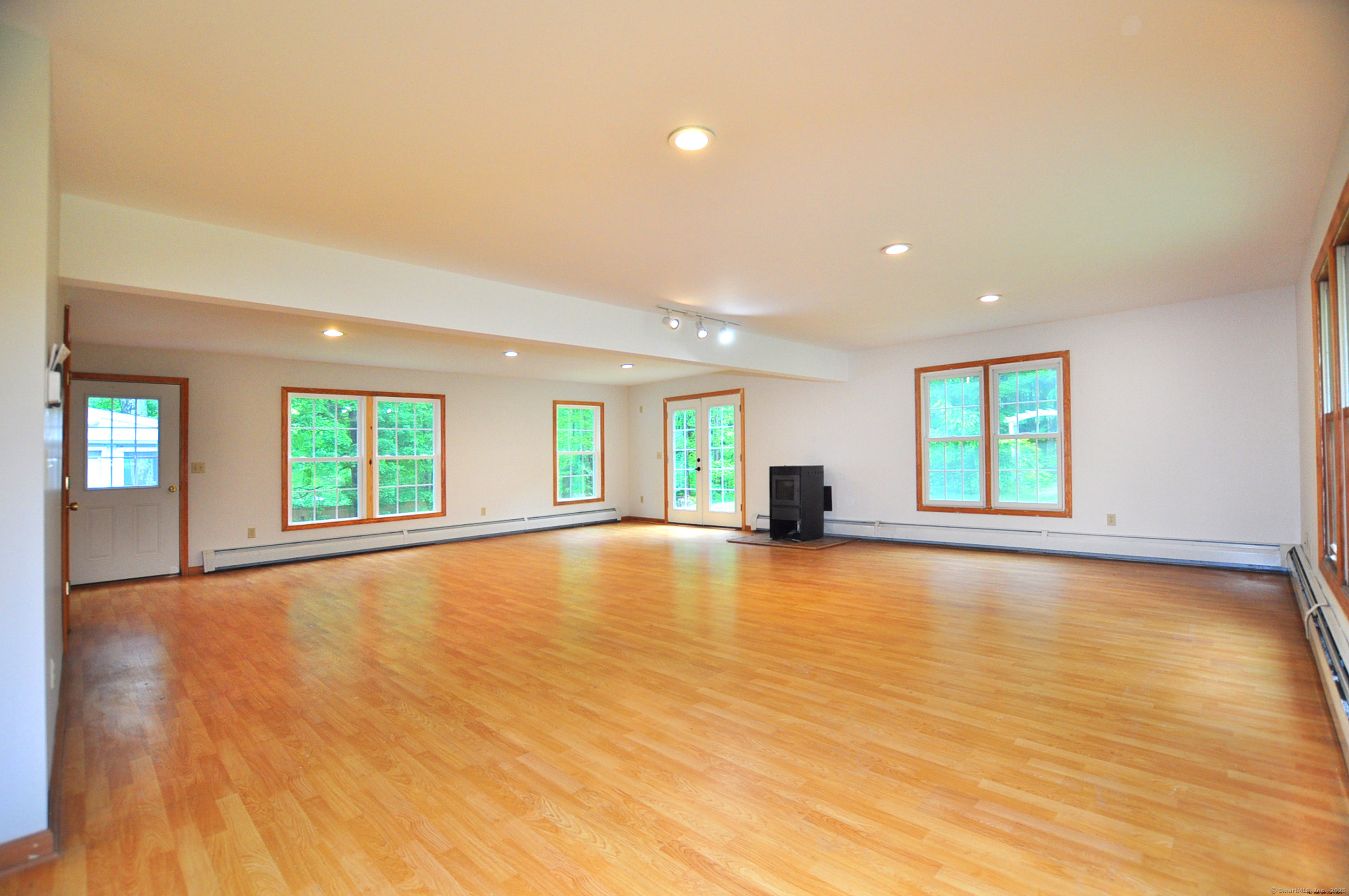 543 Kettletown Road, Southbury, Connecticut image 12