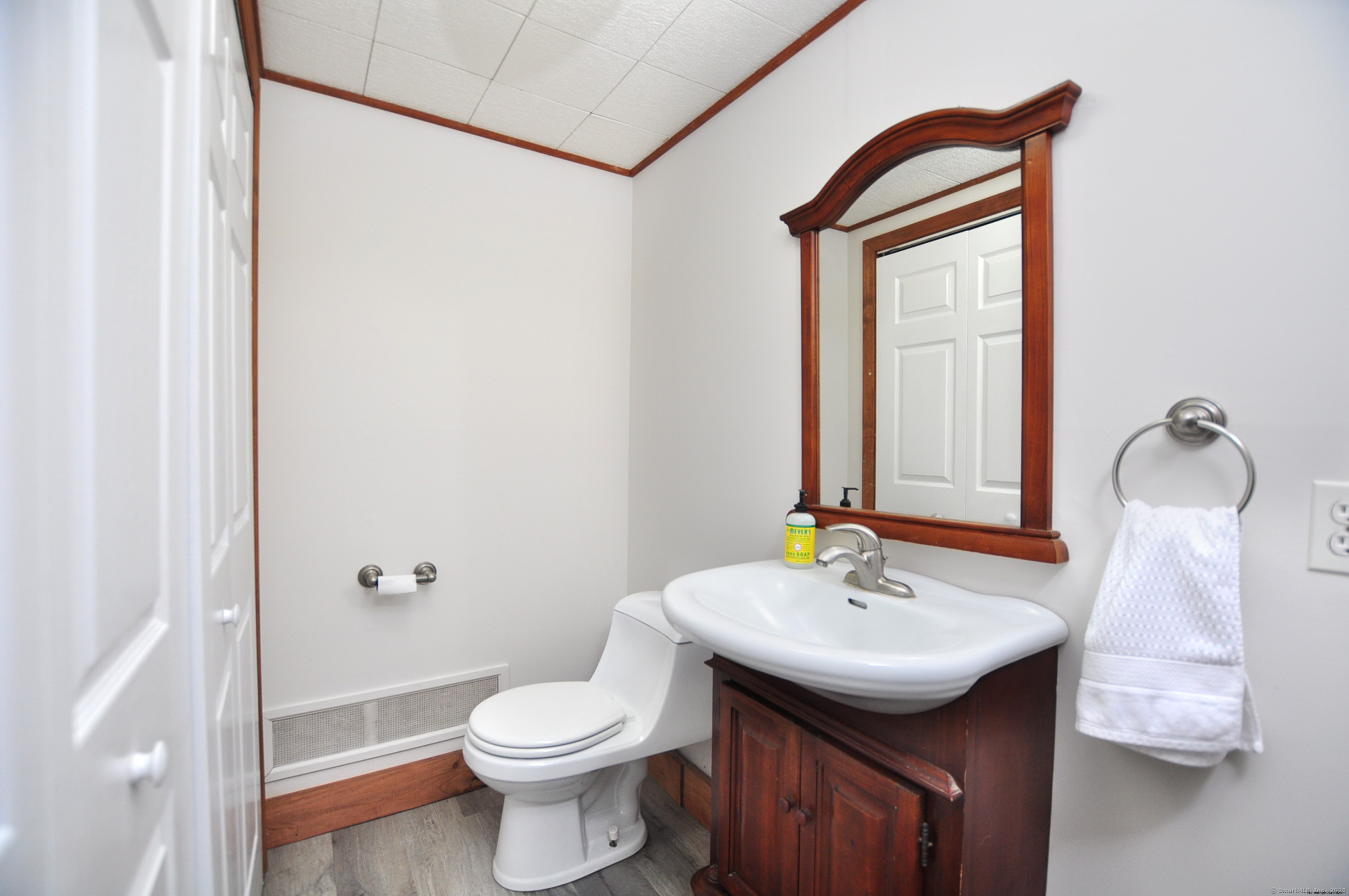 543 Kettletown Road, Southbury, Connecticut image 20